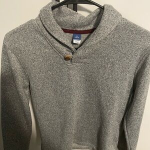 Good condition boys 14/16 pull over sweater from Old Navy